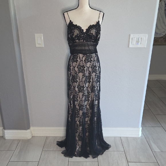 Xscape Dresses & Skirts - Xscape Women's Black Lace Maxi Formal Or Party Dress Size 10